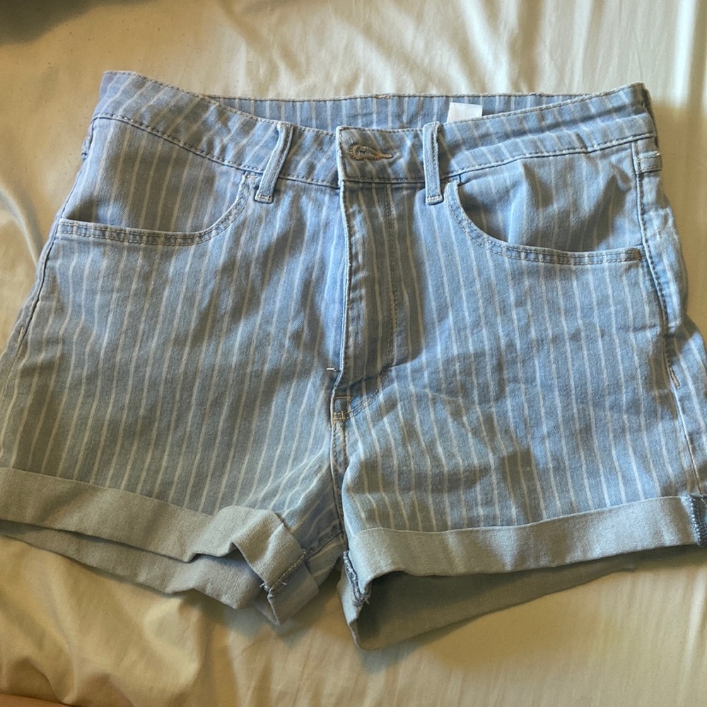 Stripped jeans